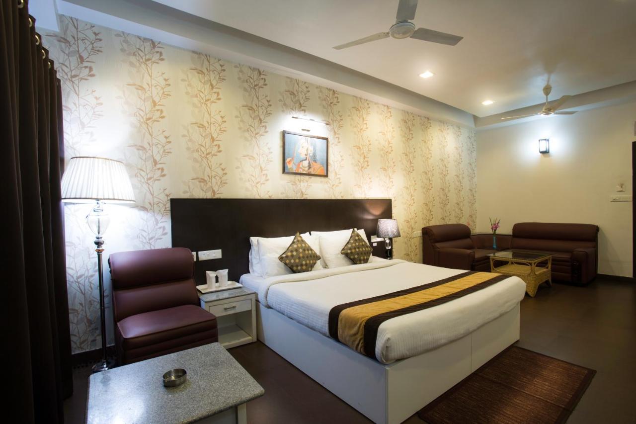 Hotel Central Park Siliguri Exterior photo